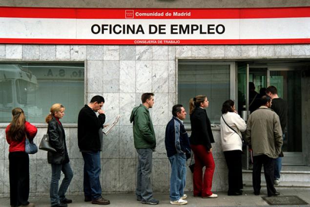 Formas de terminación de contrato y cobrar el paro